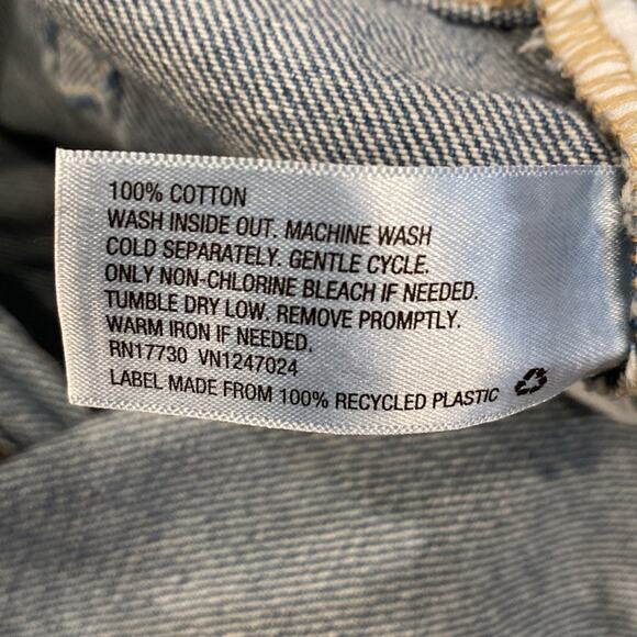 NWOT WILD FABLE High Rise Bermuda Distressed Denim Shorts 18 - Picture 8 of 9